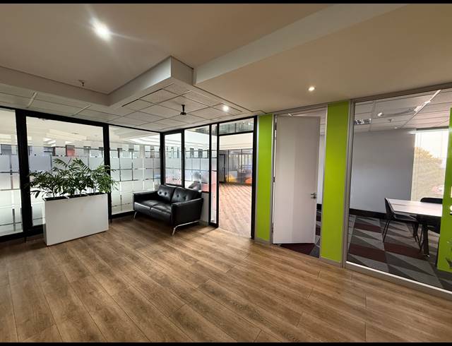 3,756M² OFFICE TO LET IN ROSEBANK